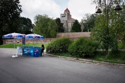 Il piazzale del castello